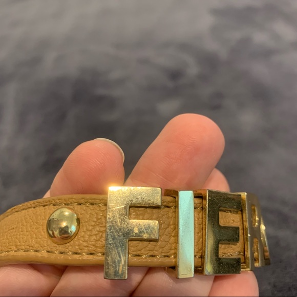 “Fierce” BCBGeneration word bracelet - Picture 4 of 5